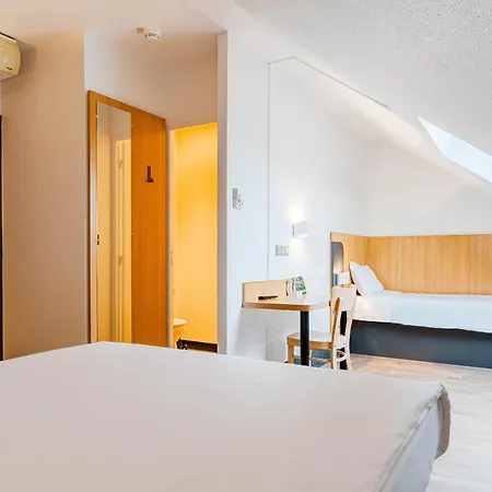 Otel Poitiers 3 Futuroscope
