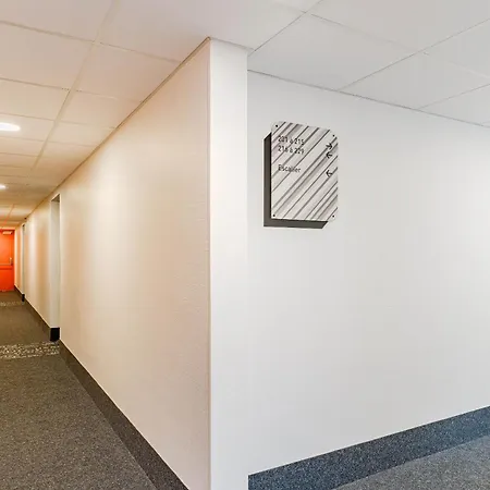 Poitiers 3 Futuroscope Hotel 2*