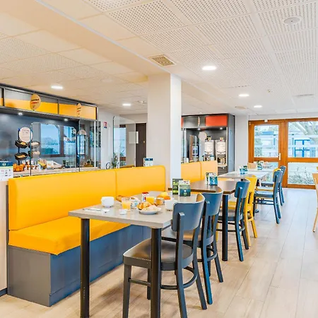 Hotel Poitiers 3 Futuroscope 2*