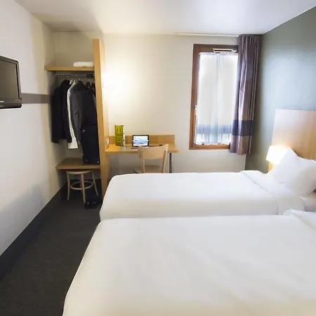 Poitiers 3 Futuroscope 2* Chasseneuil-du-Poitou